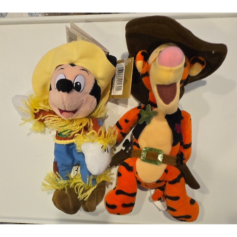 Disney Halloween Mickey Scarecrow & & Wild West Cowboy Tigger, Bean Bag Plush